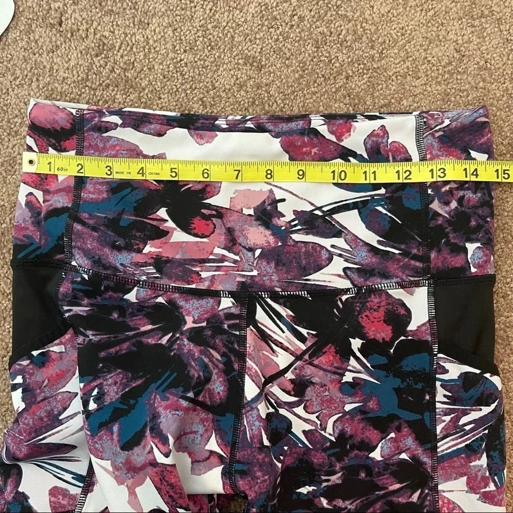 TKO Floral Yoga Exercise Legging Crop Pants - Picture 8 of 12